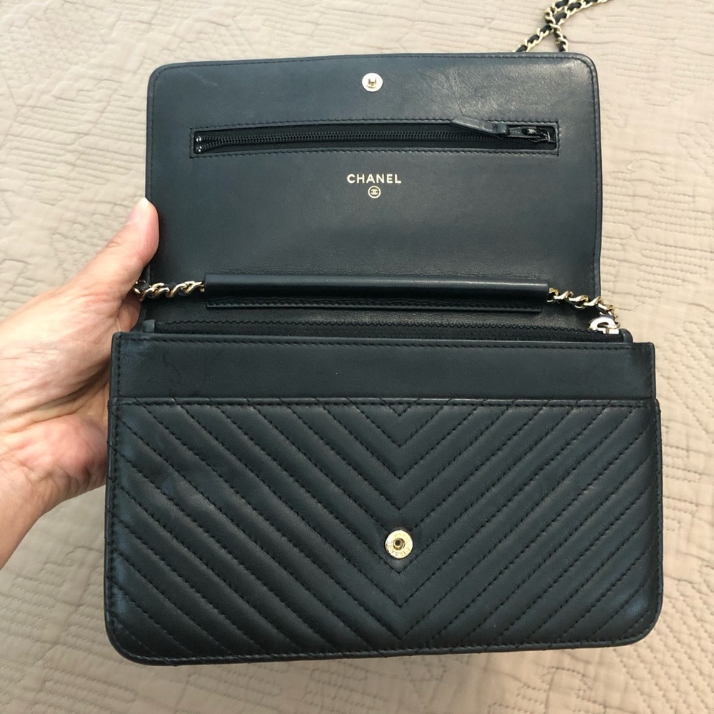 Chanel Lambskin Chevron Boy WOC wallet on chain black gold tone hardware - Picture 6 of 15